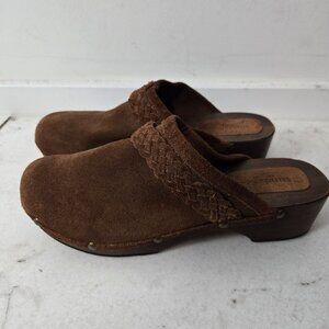 Sundance Brown Suede Mules, size 9